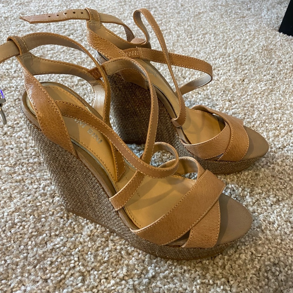 Gianni Bini Heels Size 6